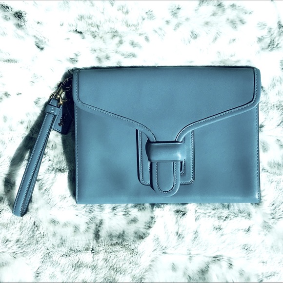 COACH Courier Wristlet NWT - Picture 1 of 5